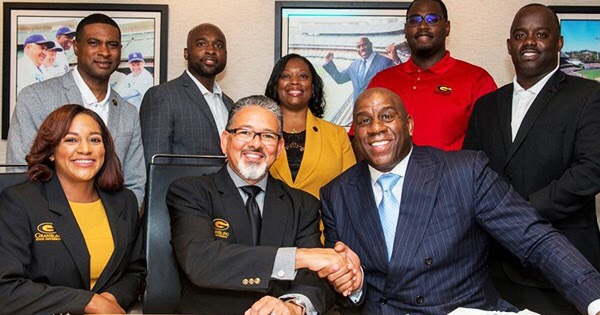 Magic Johnson and Grambling State University faculty, 2019